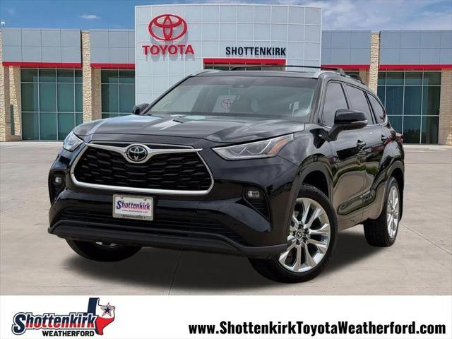 2023 Toyota Highlander Limited for sale in Weatherford, TX