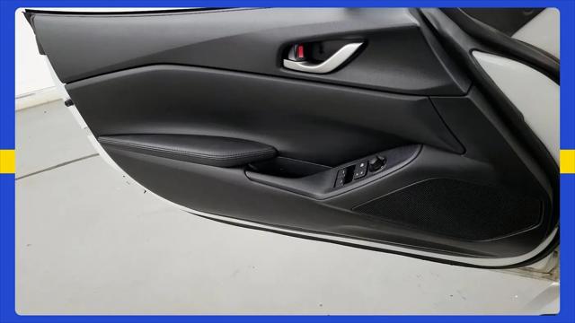 2016 Mazda MX-5 Sport