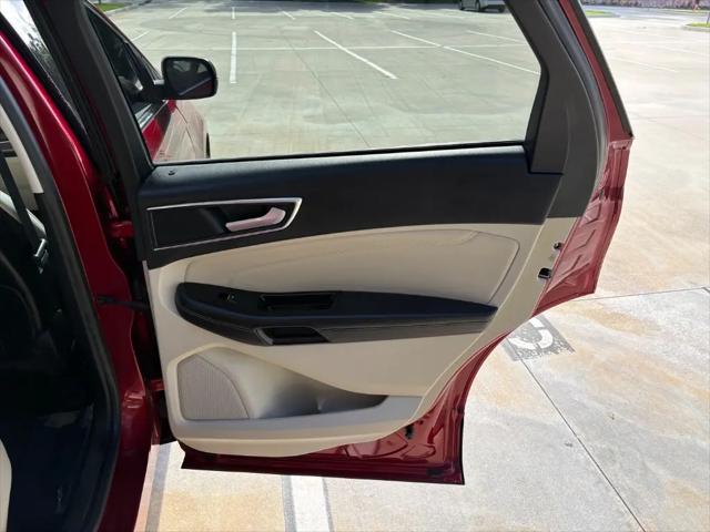 2016 Ford Edge Titanium