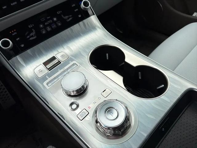 2026 Genesis GV70 Standard