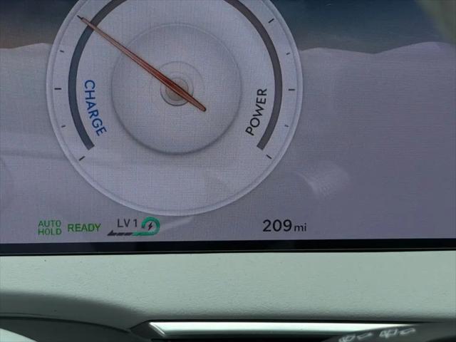 2026 Genesis GV70 Standard