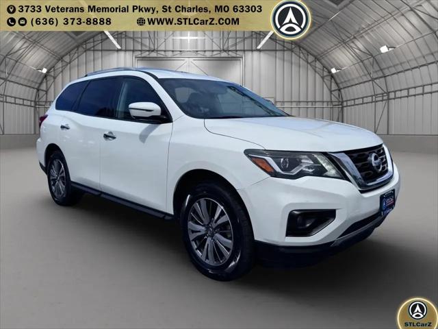 2020 Nissan Pathfinder SL 4WD for sale in Saint Charles, MO