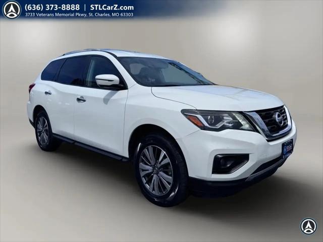 2020 Nissan Pathfinder SL 4WD for sale in Saint Charles, MO