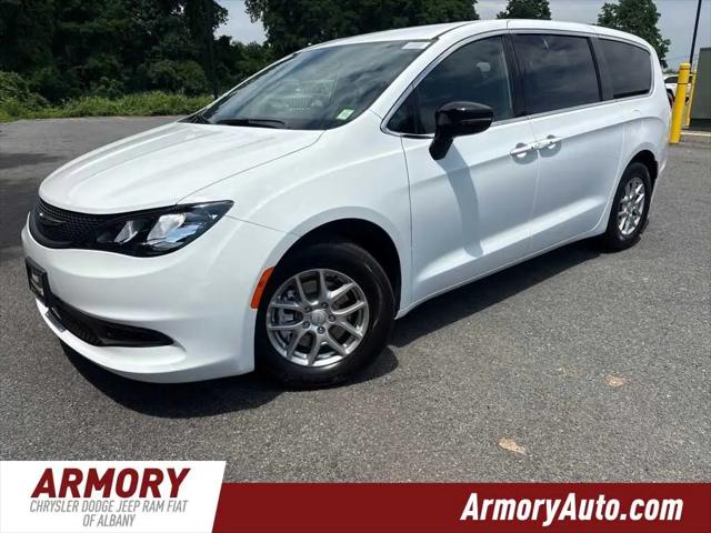 2027 Chrysler Pacifica LX for sale in Albany, NY