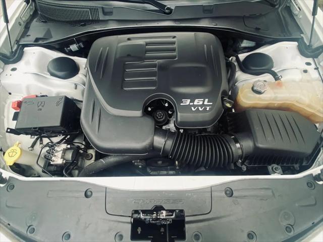 2021 Dodge Charger SXT RWD