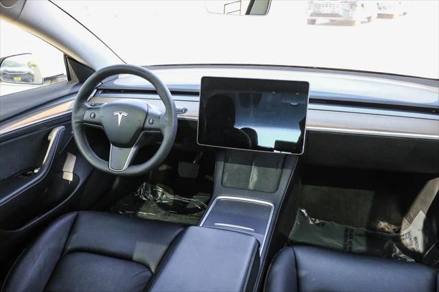 2021 Tesla Model 3 Standard Range Plus Rear-Wheel Drive
