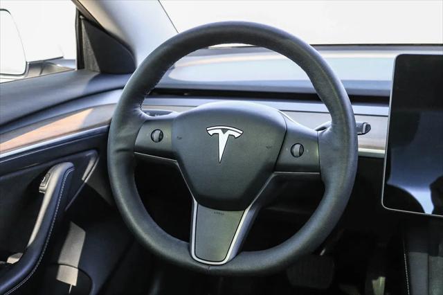 2021 Tesla Model 3 Standard Range Plus Rear-Wheel Drive
