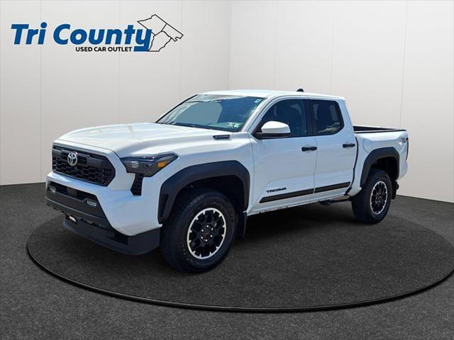 2025 Toyota Tacoma Hybrid TRD Off Road