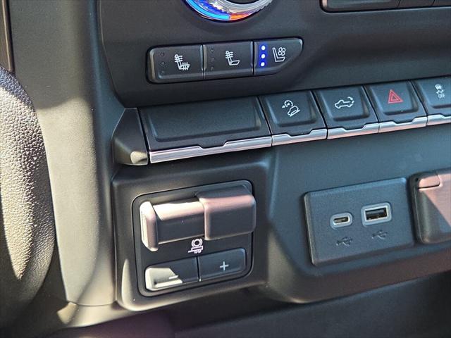 2021 GMC Sierra 1500 4WD Crew Cab Short Box AT4