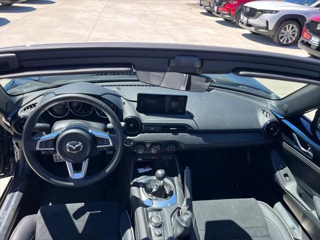 2025 Mazda MX-5 Club