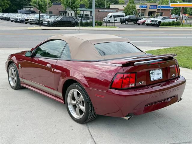 2004 Ford Mustang GT
