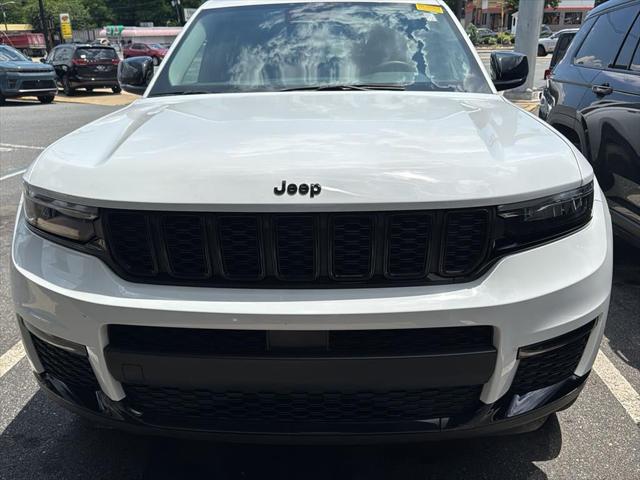 2023 Jeep Grand Cherokee L Limited 4x4 2023 Jeep Grand Cherokee L Limited 4x4