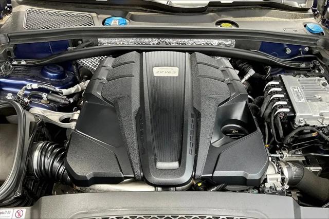 2022 Porsche Macan S