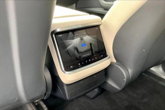 2023 Tesla Model X Standard Range
