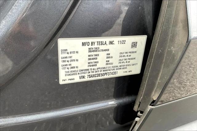 2023 Tesla Model X Standard Range