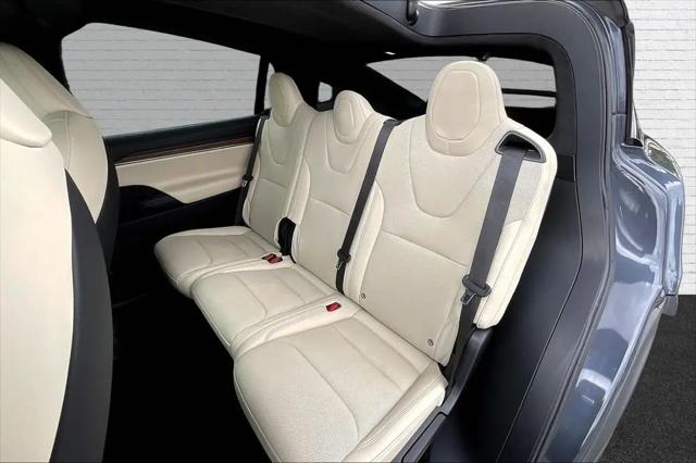 2023 Tesla Model X Standard Range