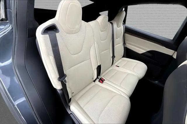 2023 Tesla Model X Standard Range