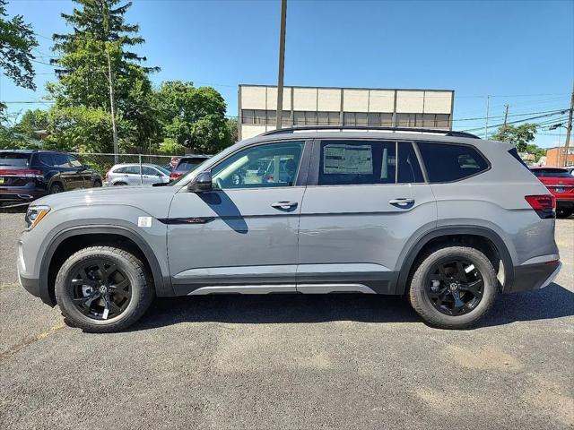 2026 Volkswagen Atlas Peak Edition
