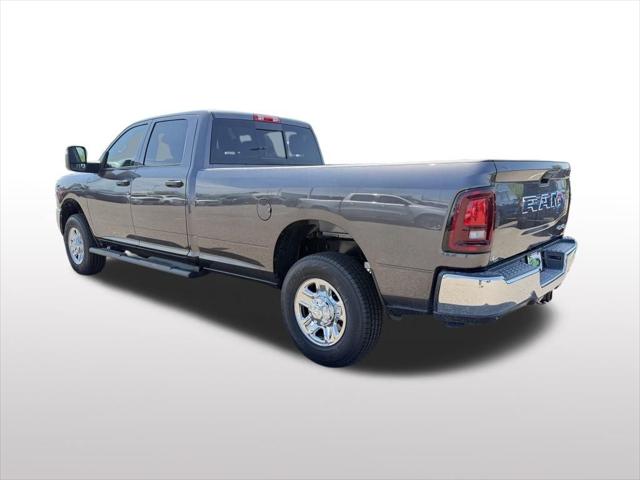 2026 RAM Ram 3500 RAM 3500 TRADESMAN CREW CAB 4X4 8 BOX