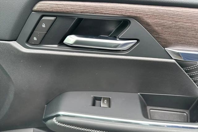 2026 GMC Acadia Denali FWD