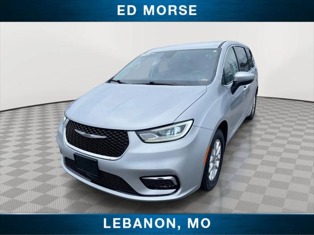2023 Chrysler Pacifica Touring L for sale in Lebanon, MO