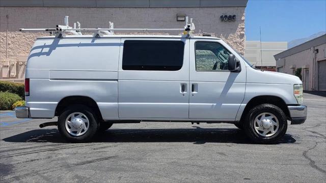2012 Ford E-350 Super Duty Commercial