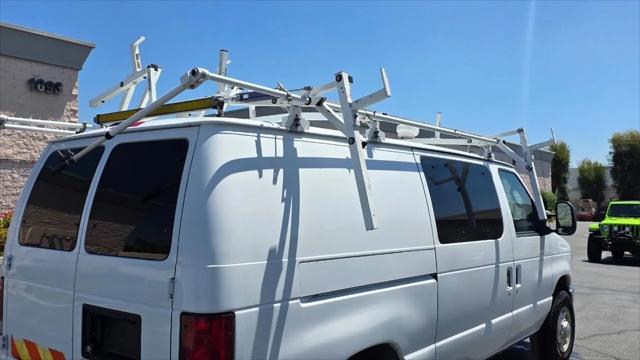 2012 Ford E-350 Super Duty Commercial