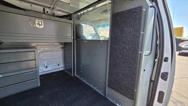 2012 Ford E-350 Super Duty Commercial