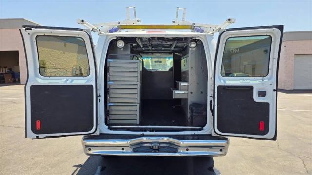2012 Ford E-350 Super Duty Commercial