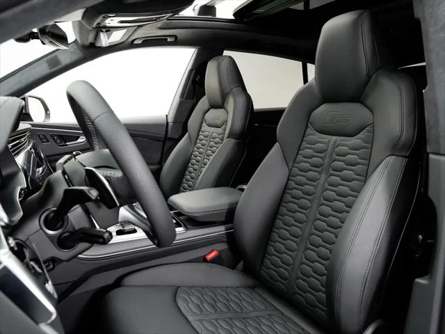 2026 Audi RS Q8 performance quattro tiptronic