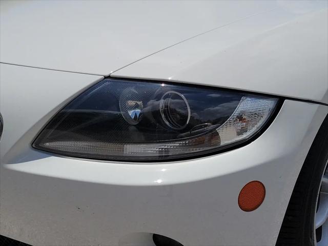 2005 BMW Z4 2.5i