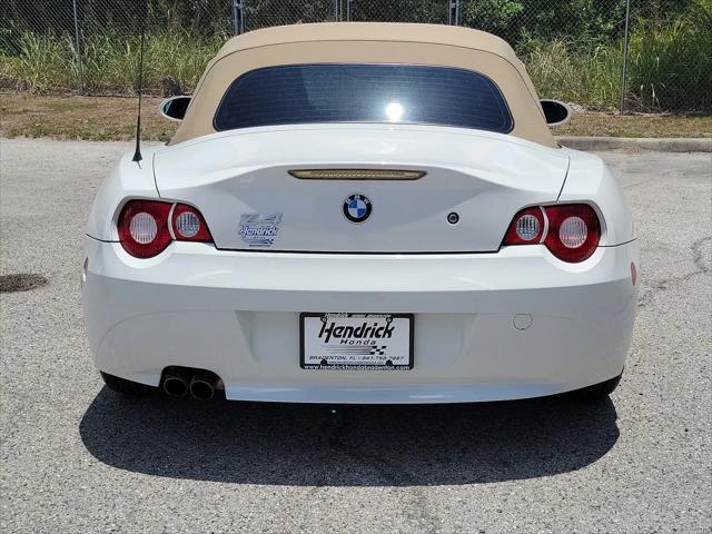 2005 BMW Z4 2.5i