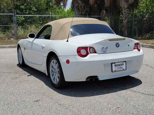 2005 BMW Z4 2.5i