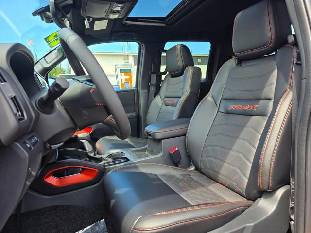 2025 Nissan Frontier Crew Cab Long Bed PRO-4X 4x4