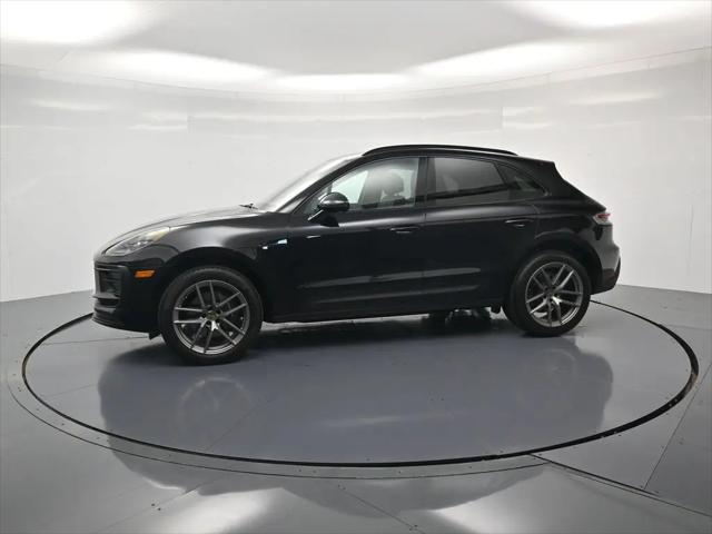 2025 Porsche Macan Macan