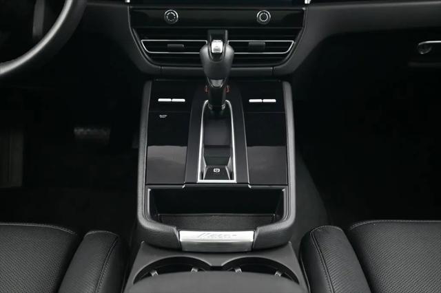 2025 Porsche Macan Macan