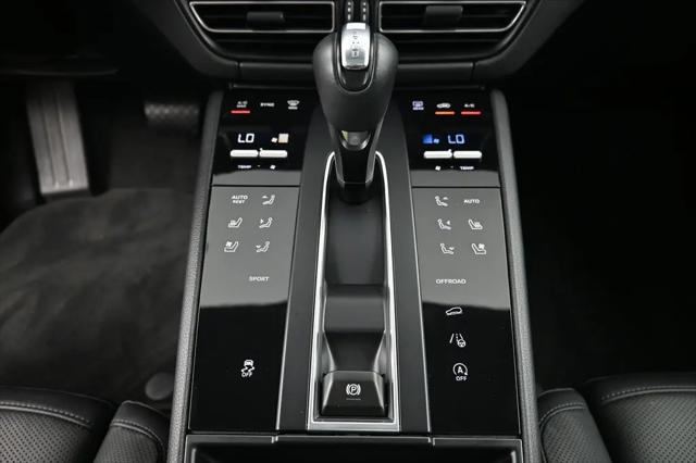 2025 Porsche Macan Macan