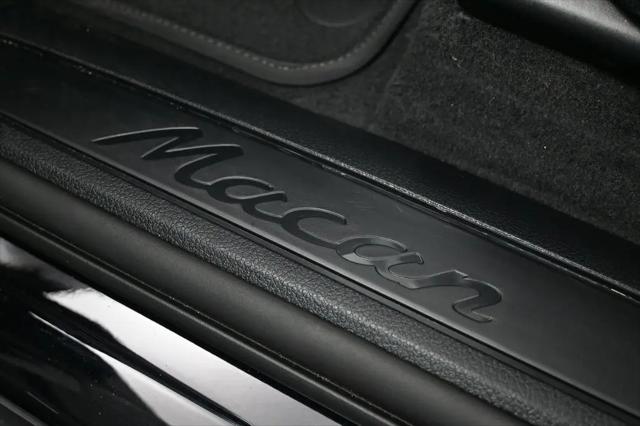 2025 Porsche Macan Macan
