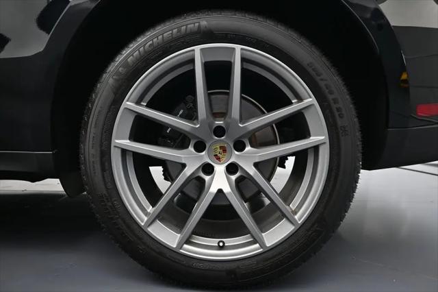 2025 Porsche Macan Macan