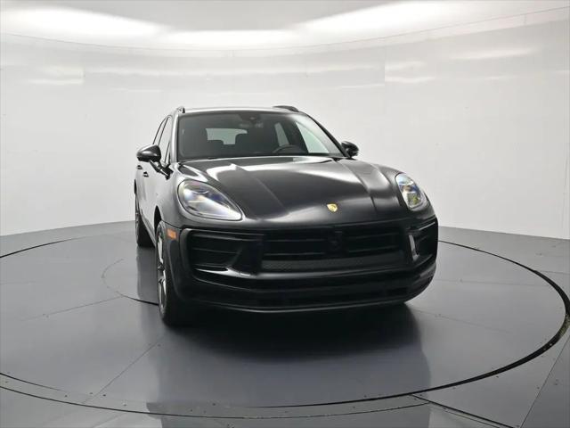 2025 Porsche Macan Macan