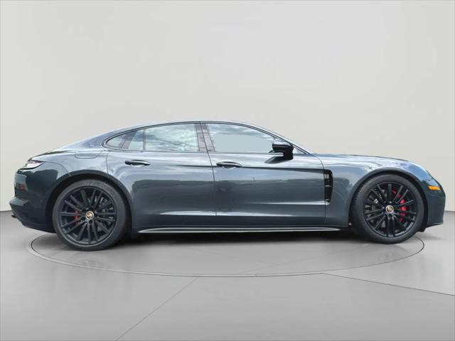 2021 Porsche Panamera GTS