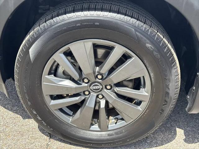 2025 Nissan Pathfinder SV FWD