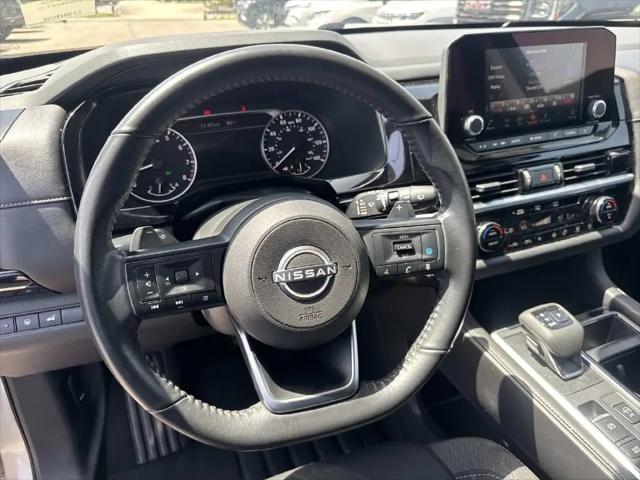 2025 Nissan Pathfinder SV FWD