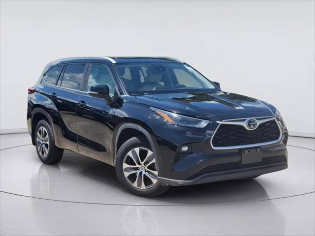 2023 Toyota Highlander XLE for sale in League City, TX