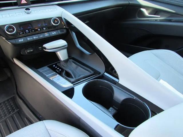 2023 Hyundai Elantra Hybrid Limited