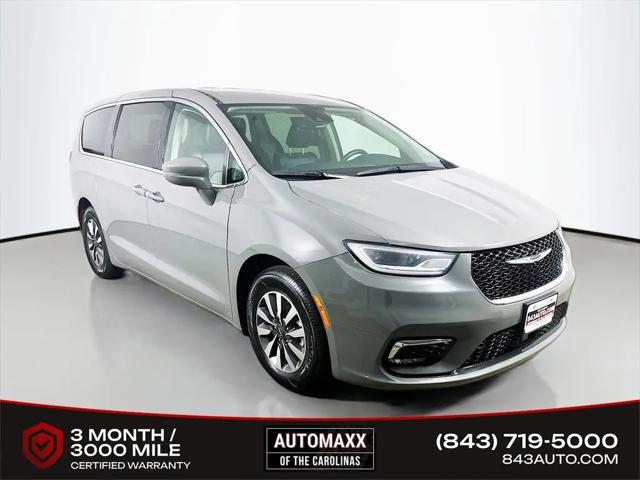 2022 Chrysler Pacifica Hybrid Touring L for sale in Summerville, SC