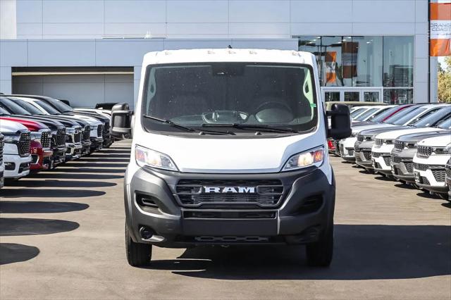 2026 Ram ProMaster Cargo Van Tradesman Low Roof 118 WB w/Pass Seat