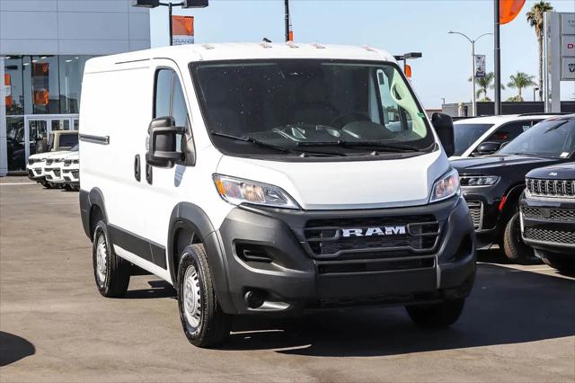 2026 Ram ProMaster Cargo Van Tradesman Low Roof 118 WB w/Pass Seat