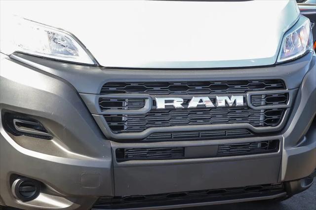 2026 Ram ProMaster Cargo Van Tradesman Low Roof 118 WB w/Pass Seat
