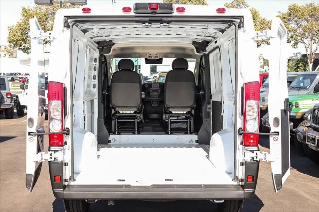2026 Ram ProMaster Cargo Van Tradesman Low Roof 118 WB w/Pass Seat